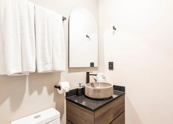 2br King Private Pool Rooftop Apartment *